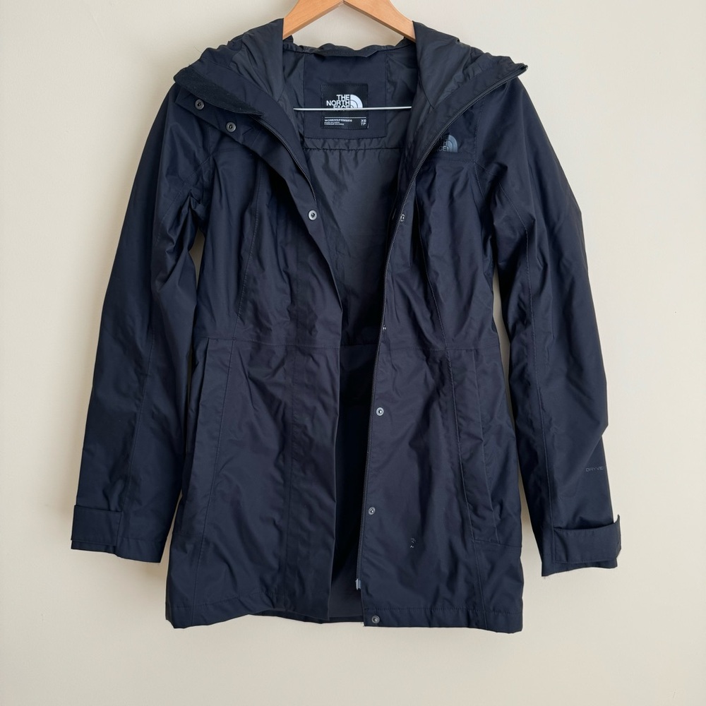 North Face Women's Hooded Long Length Rain Jacket/Coat in Black
